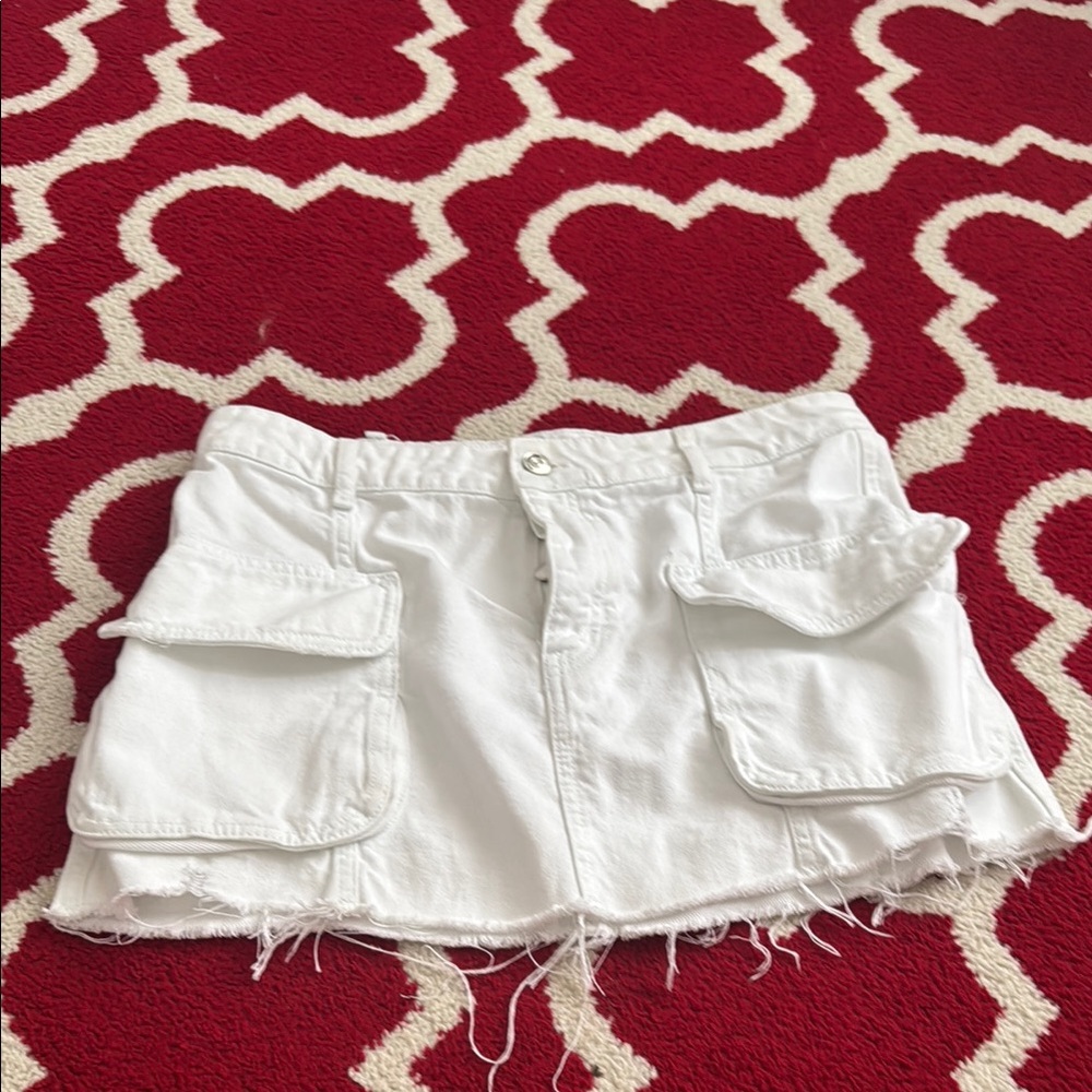 Zara White denim cargo mini skirt